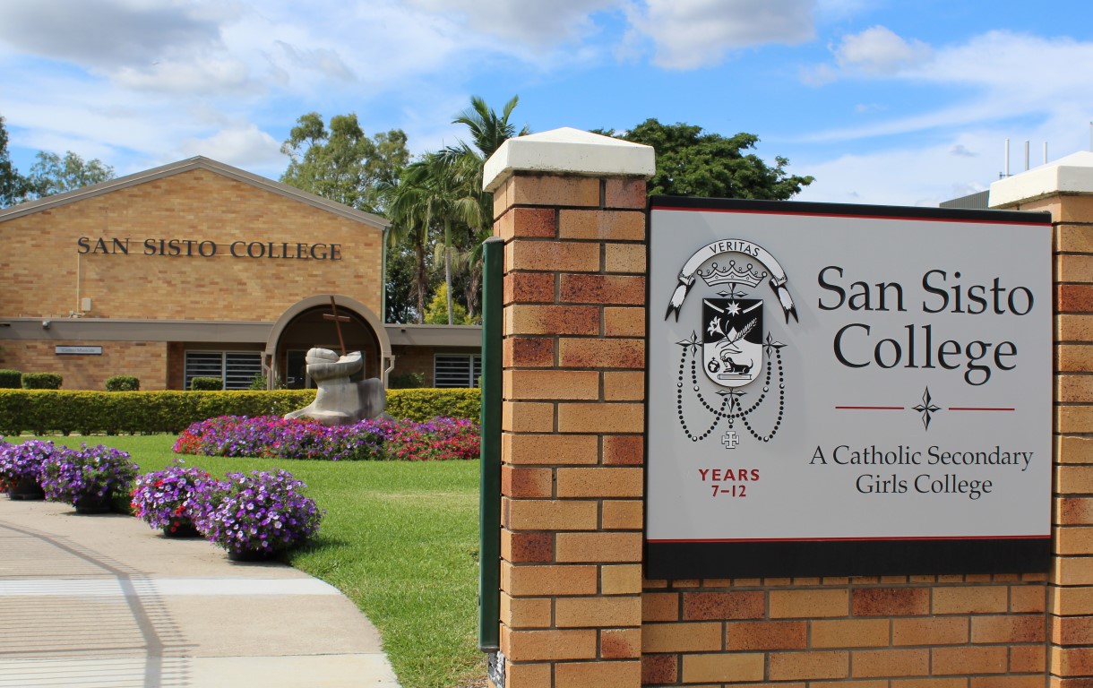 IMG_2310 2 (Medium).jpg