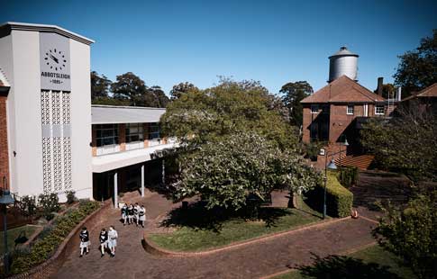 Senior-School-tour-Abbotsleigh WEB.jpg