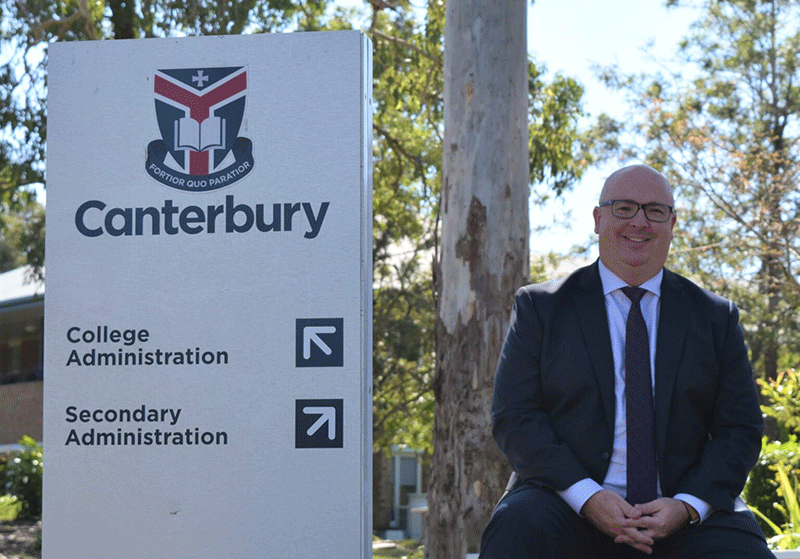Canterbury-College-Principal-Dan-Walker-Campus-Signage-1536x1073.gif